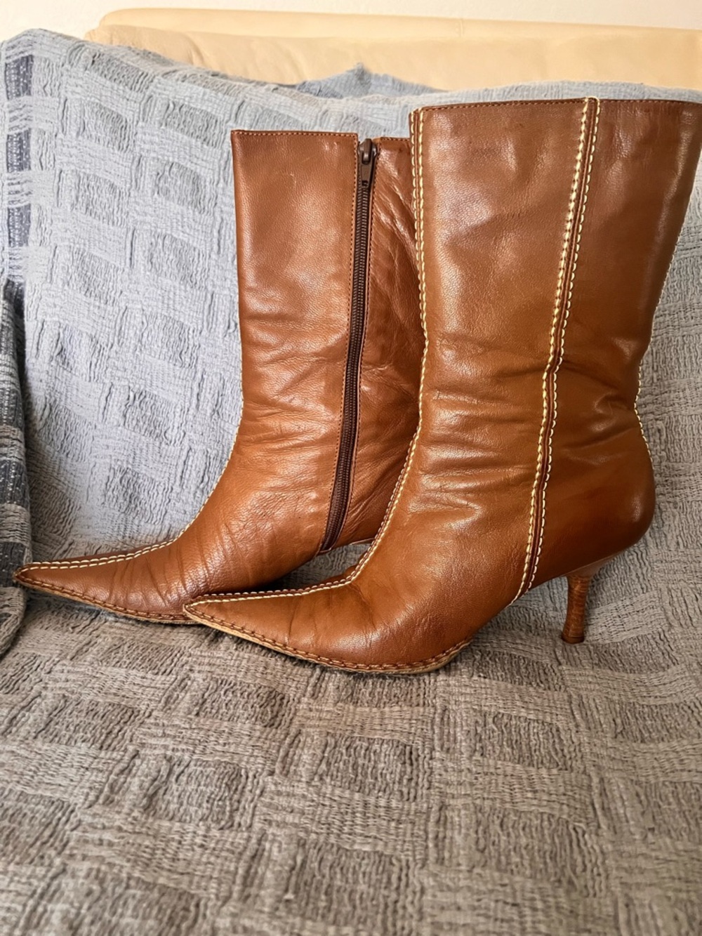 Luichiny Brown Pointed Toe Mid-Calf Leather Boots